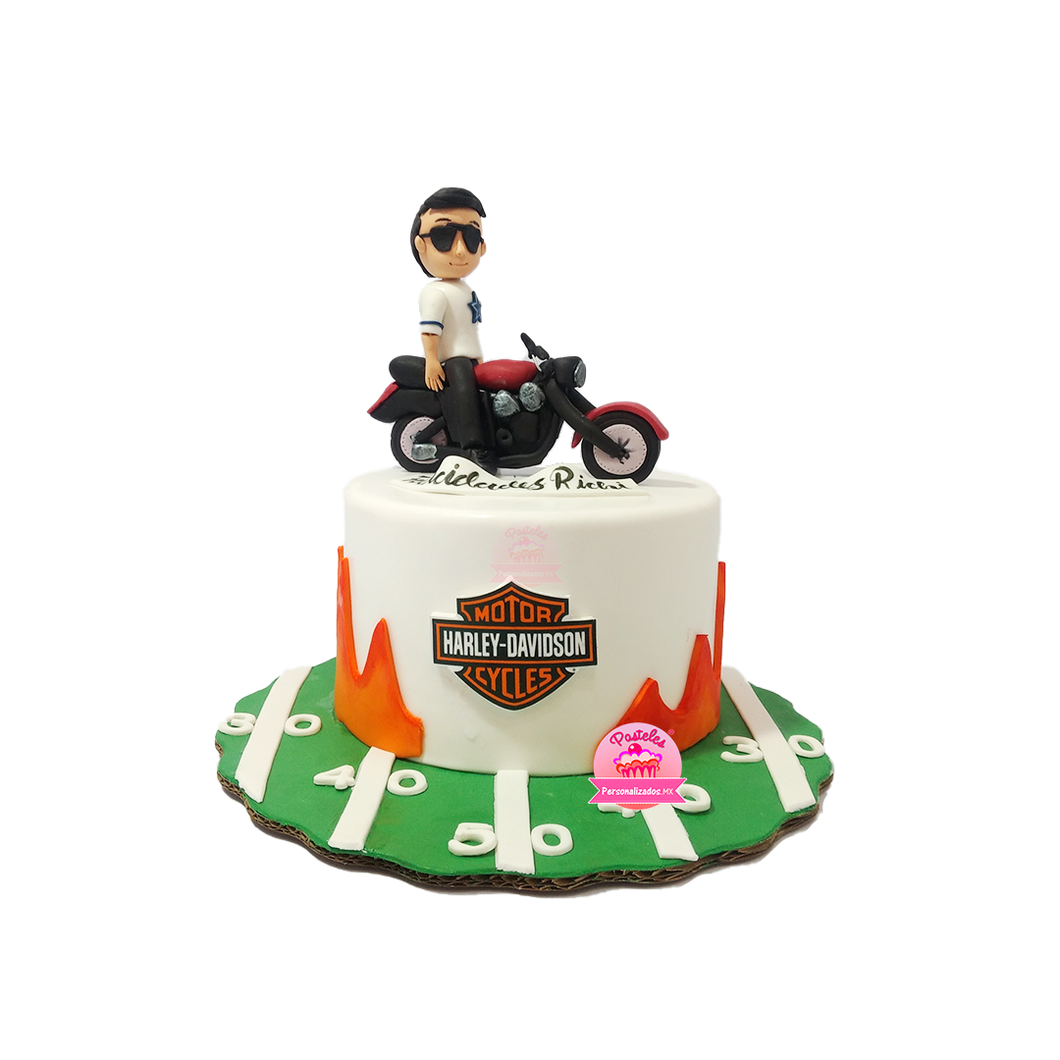 PASTEL MOTOCICLISTA CON YARDAS